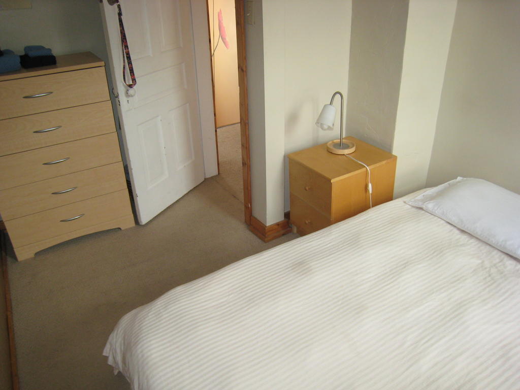 Poppi'S Guesthouse Revelstoke Oda fotoğraf